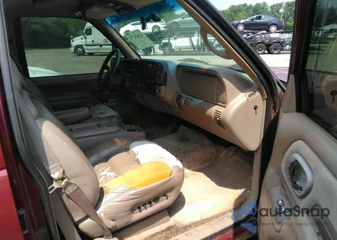 1999 Chevrolet Suburban 1500 Lt from USA, damaged, VIN 1GNFK16R2XJ542907